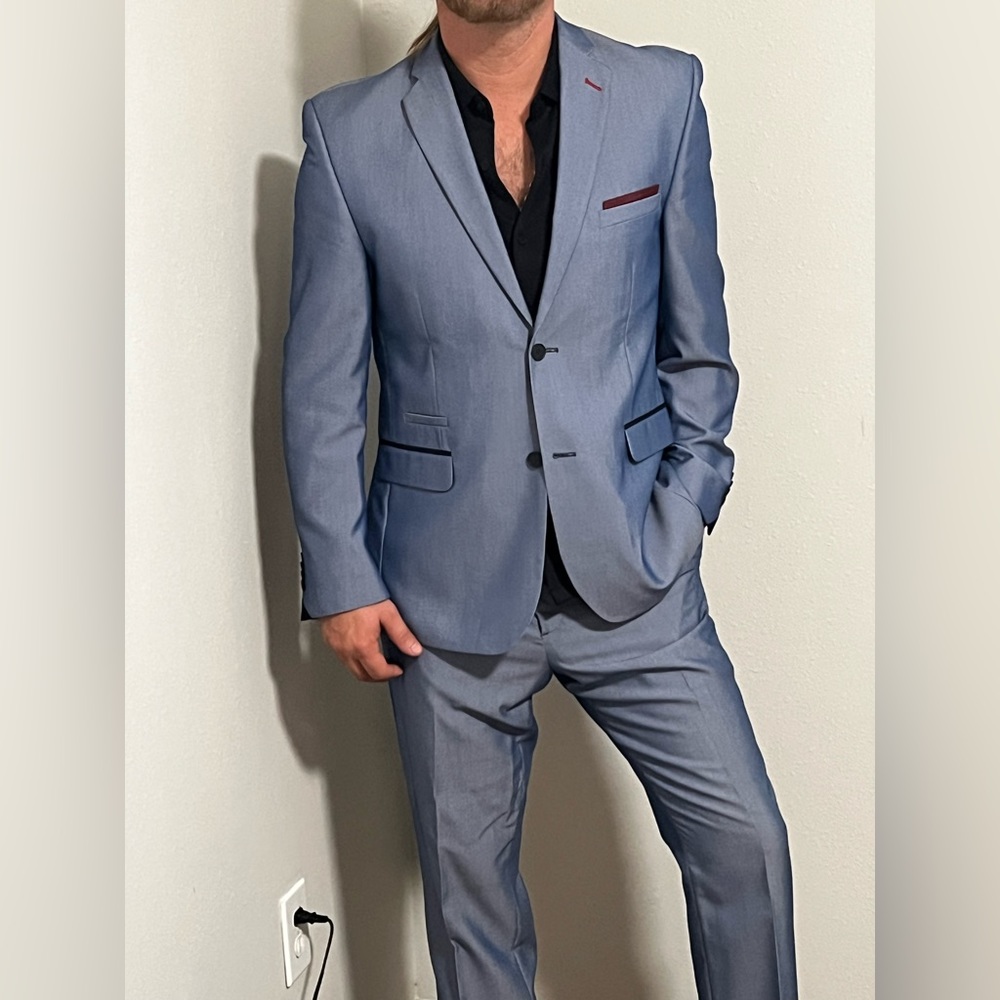 Italian suit Aldo Conti almost new